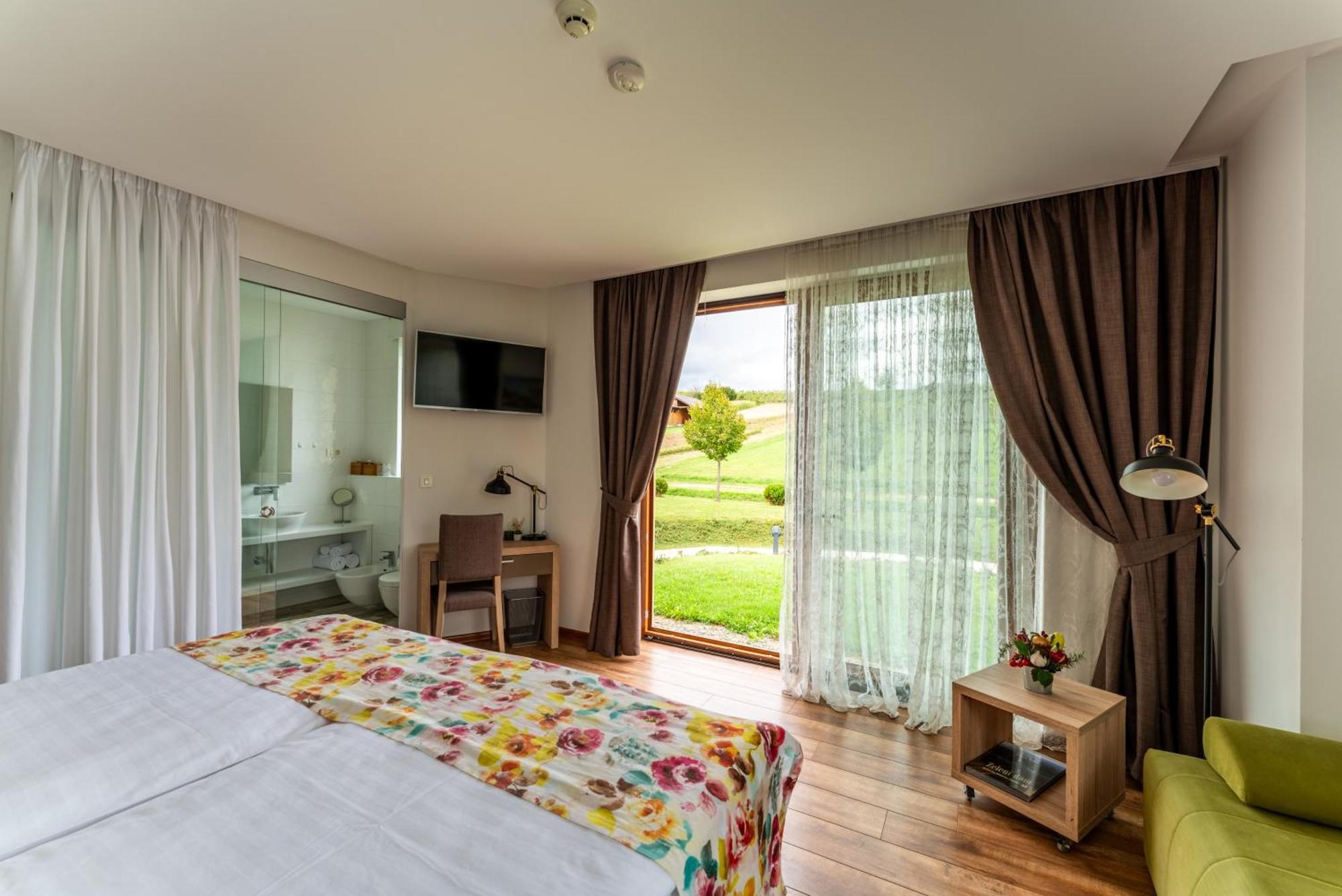 Bed&Breakfast Vinarija Coner Bed and Breakfast Bjelovar Buitenkant foto