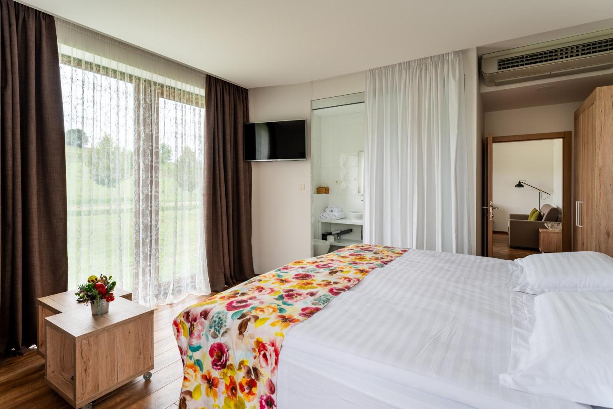 Bed&Breakfast Vinarija Coner Bjelovar Buitenkant foto