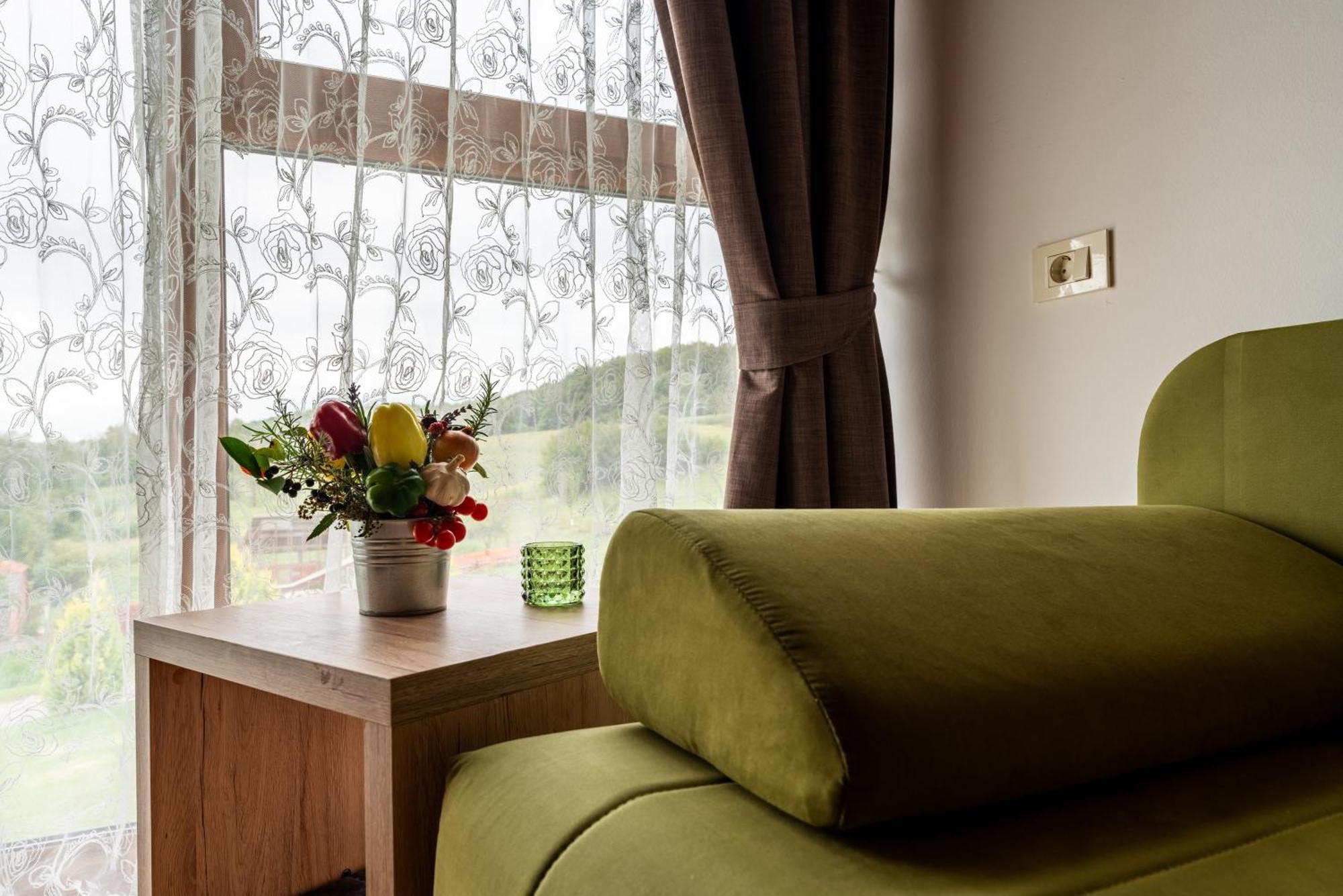 Bed&Breakfast Vinarija Coner Bjelovar Buitenkant foto