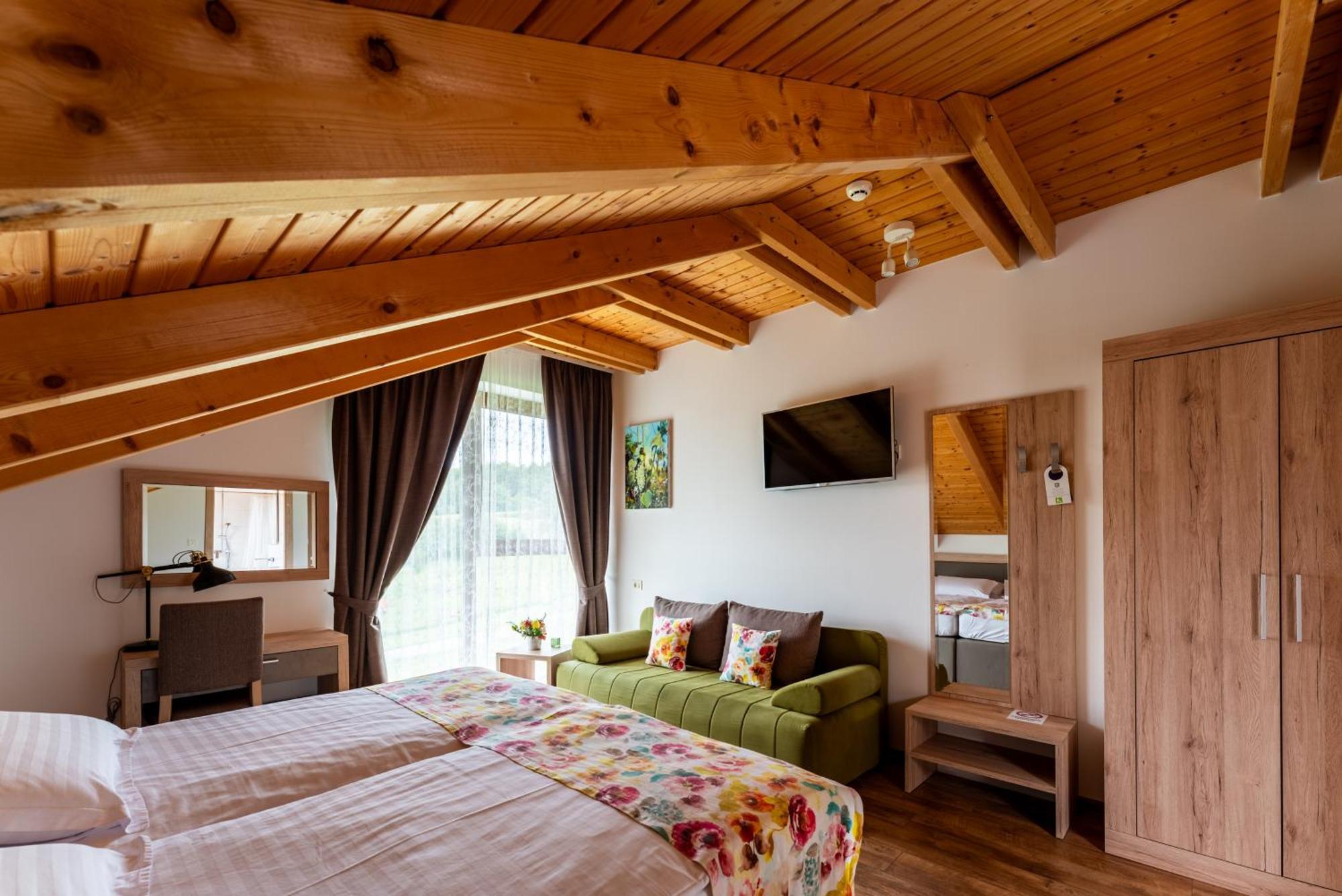 Bed&Breakfast Vinarija Coner Bed and Breakfast Bjelovar Buitenkant foto