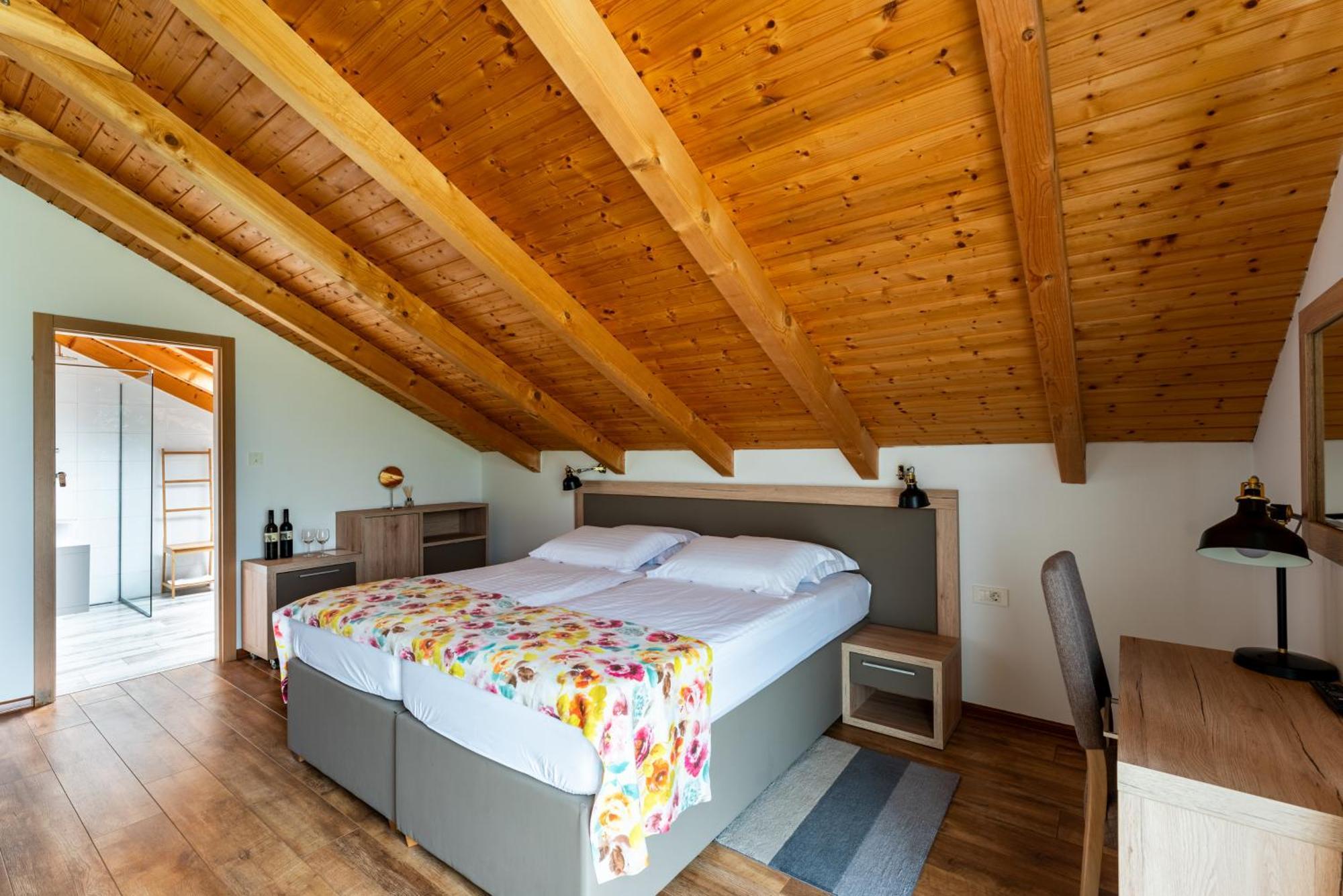 Bed&Breakfast Vinarija Coner Bjelovar Buitenkant foto